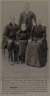 Familiefoto: Kornelis de Kroon, Renske Bijzet, Lambertus Kroon, pleegdochter Grietje